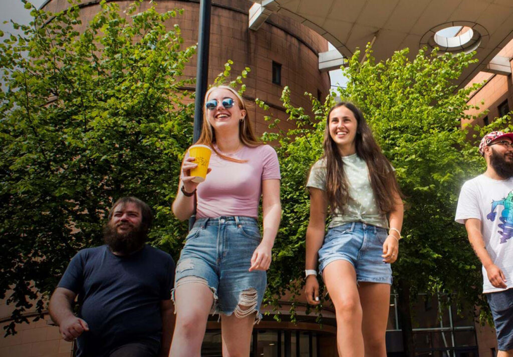 Customer Story Hero-Abertay University
